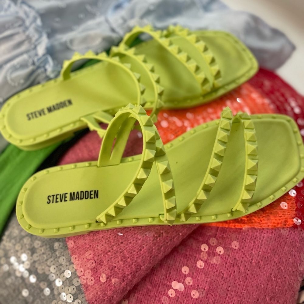 Steve Madden Lime Green Studded Sandals